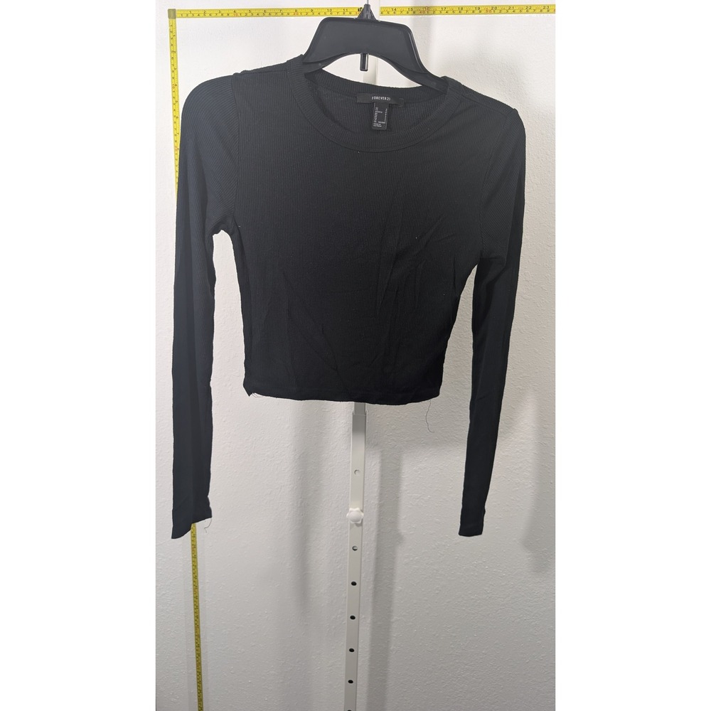 Forever 21 Womens Black Ribbed Long Sleeve Crop Top Crew Neck Size Small